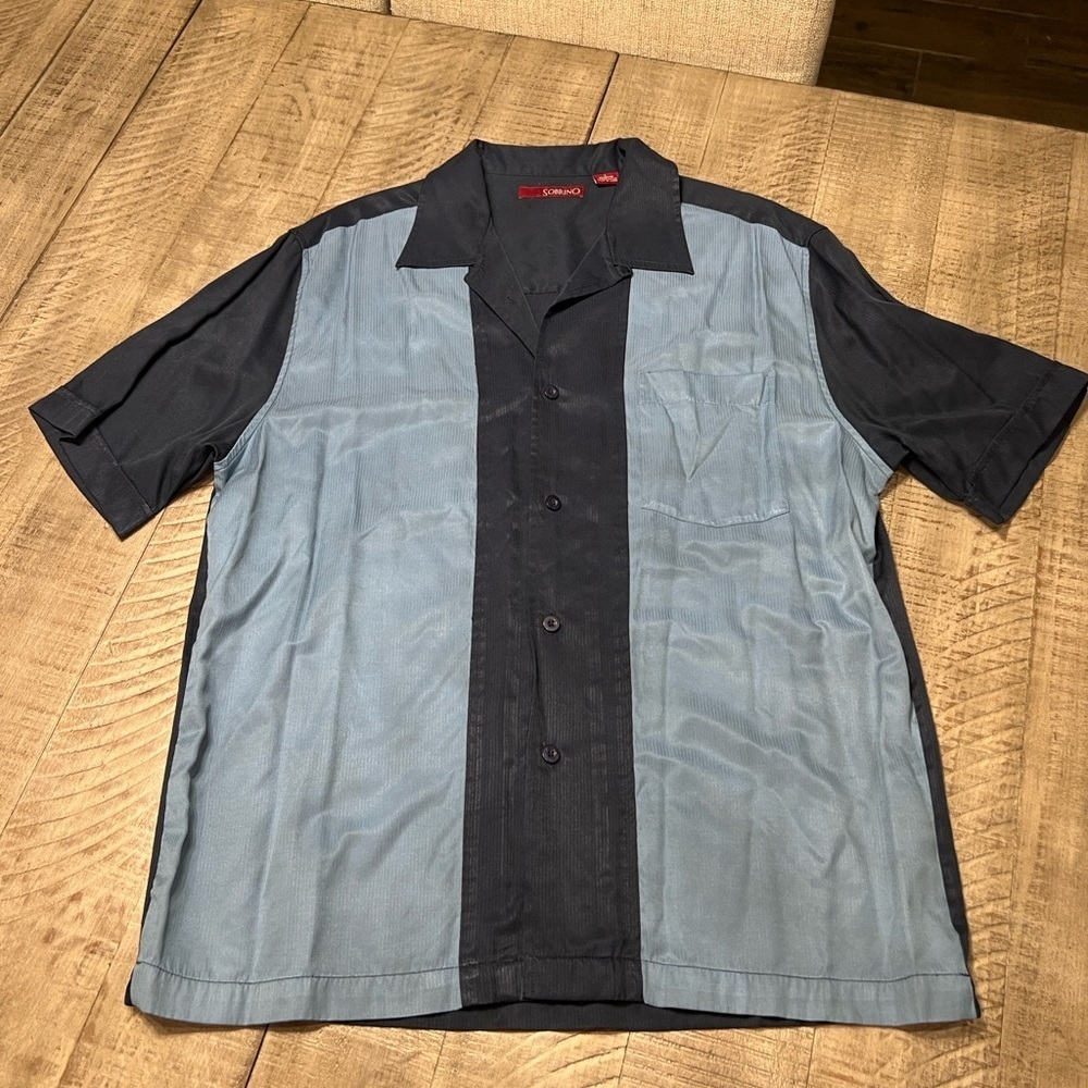 Sobrino’s men’s classic two tone blue button front Cuban style shirt